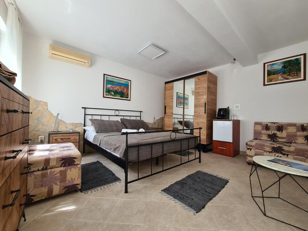 دوبروفينك Bed And Breakfast Villa Klaic المظهر الخارجي الصورة